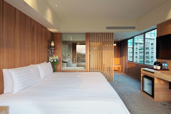 Deluxe Room | Free WiFi, bed sheets