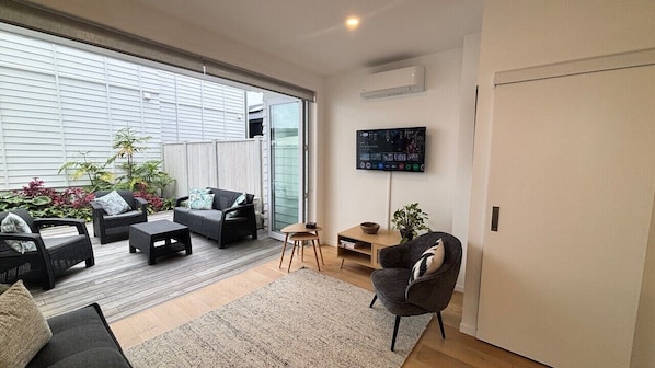 Smart TV