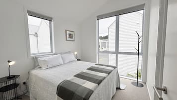 2 makuuhuonetta, silitysrauta/-lauta, ilmainen Wi-Fi, vuodevaatteet