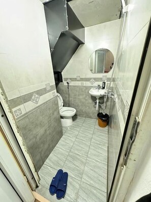 Bathroom - SAN SAN HOUSING (HA NOI)