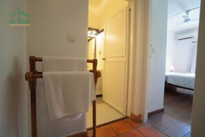 One Bedroom Apartment, Garden & Pool | Bathroom | Combined shower/bathtub, towels