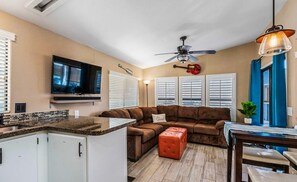 Télévision, cheminée