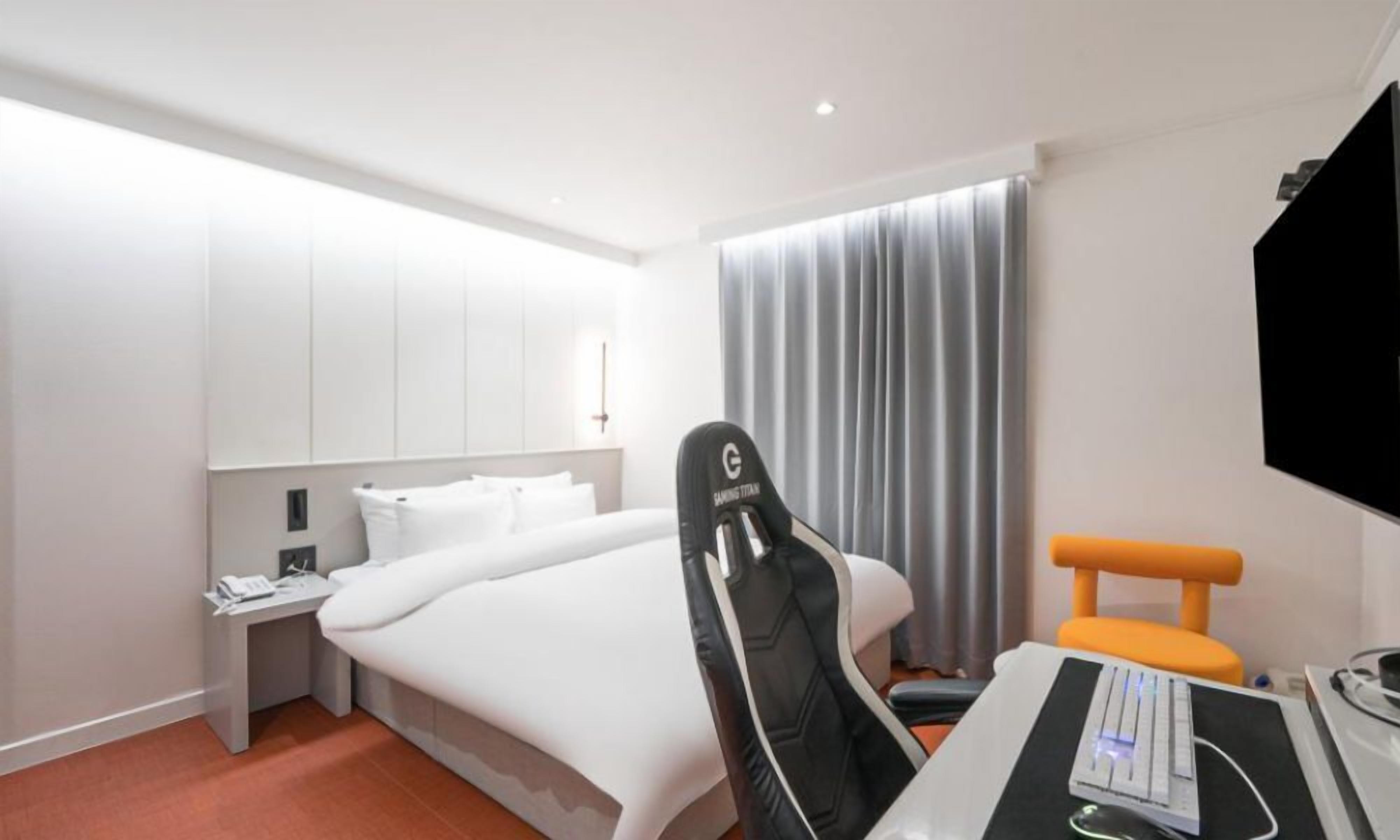 Quarto casal luxo | Wi-Fi de cortesia