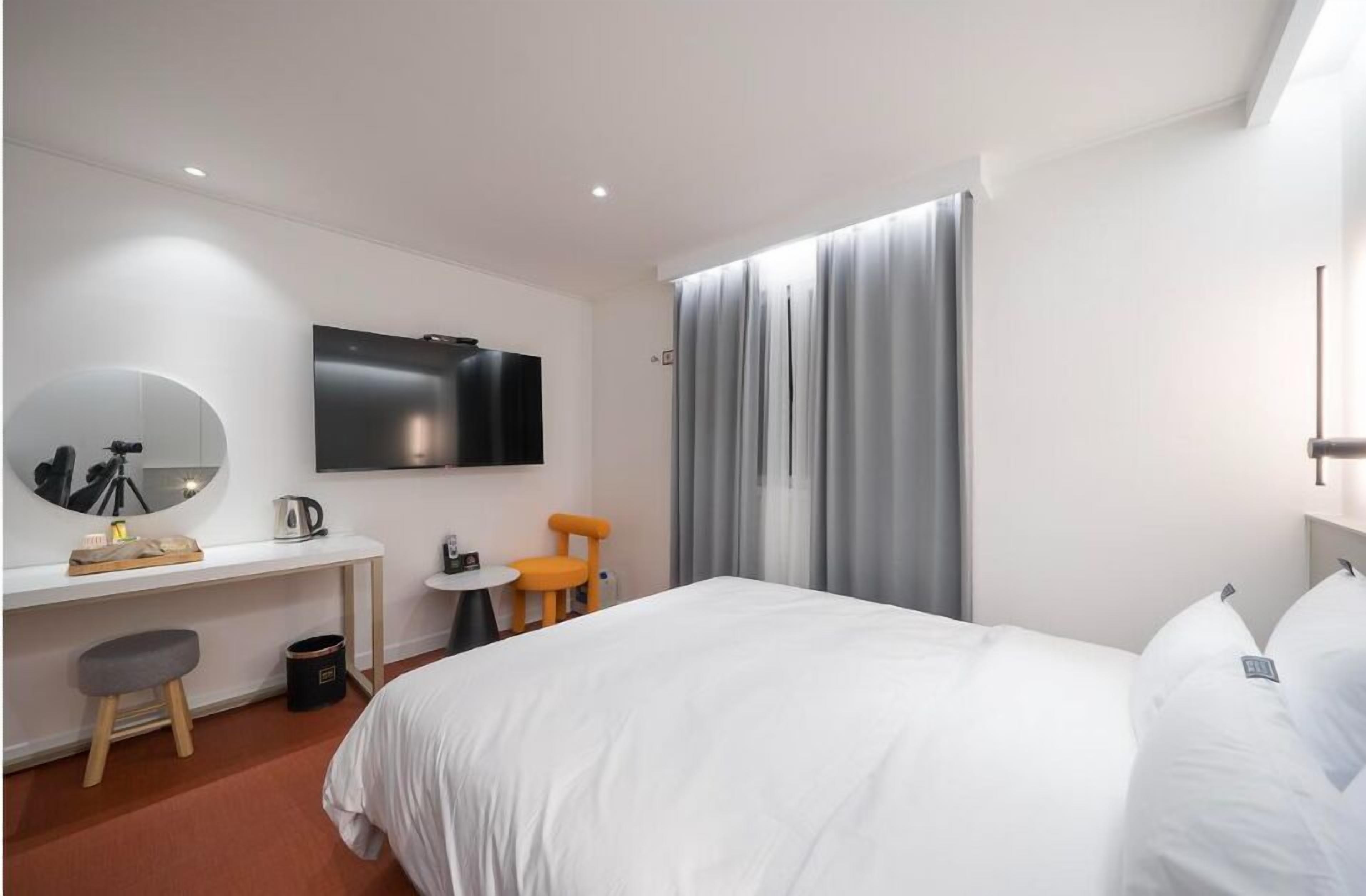 Double Room | Free WiFi