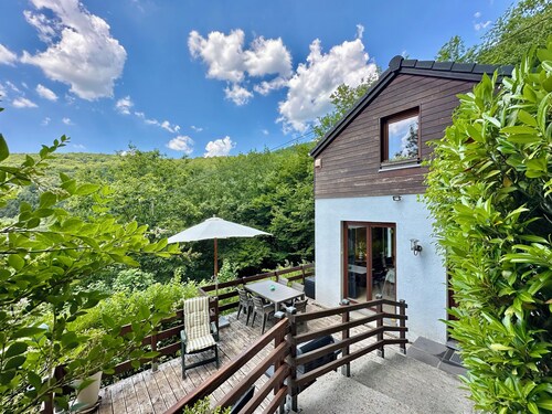 Ferienhaus mit einer Aussicht auf das Tal