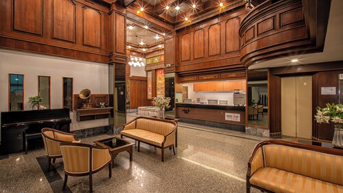 B2 Sisaket Boutique & Budget Hotel