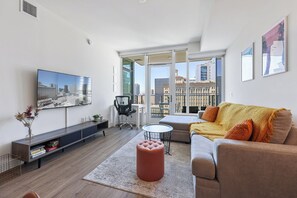 Televisie en een kantoor