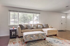 Televisie en een open haard