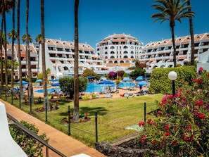 Exterior - 196 Parque Santiago 2, big terrace, pool side (Playa de las Américas)