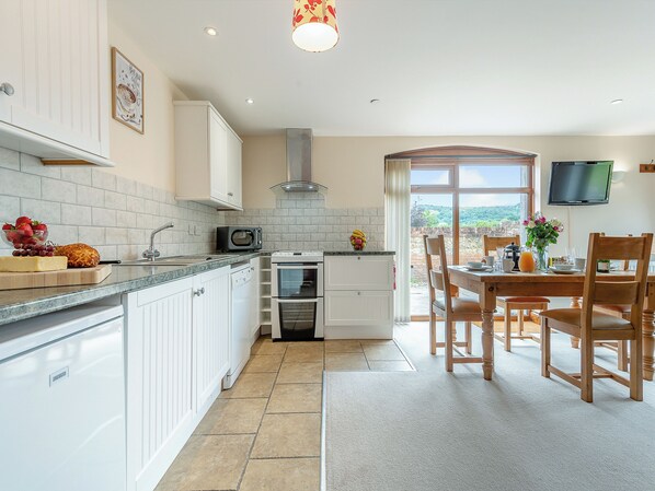 Dishwasher, high chair