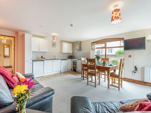 2 bedroom accommodation in Blandford Forum