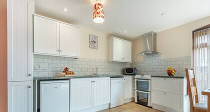 2 bedroom accommodation in Blandford Forum