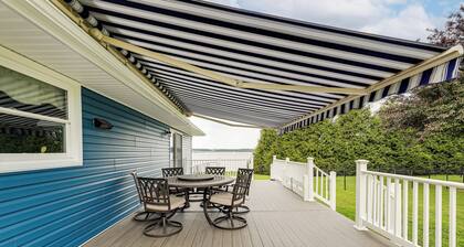 Getaway on 1/2 Acre w/ Deck in Georgetown