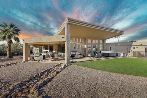 Home Near El Conquistador Golf: Hot Tub + Mtn View