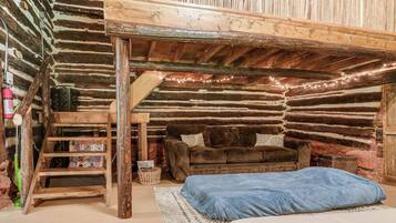 1 chambre, lit parapluie, draps fournis