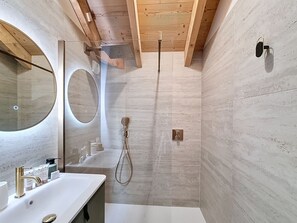 Dusche, Handtücher