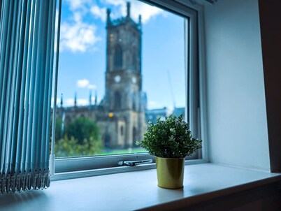 Open Plan Living Games Flat | Central | Book Now!