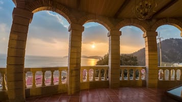 Classic Suite, Sea View | Teres/patio
