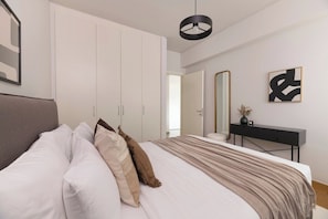 1 habitación, escritorio y insonorización