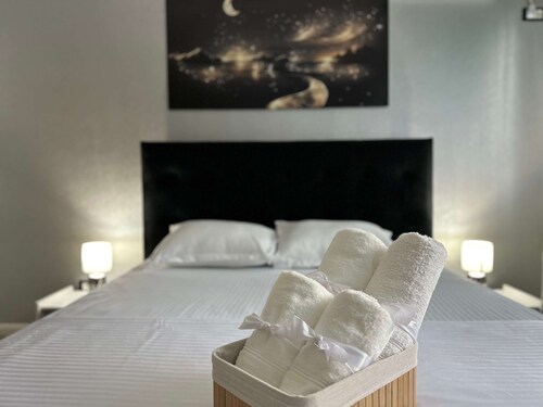 G&A Luxe Apartment Central