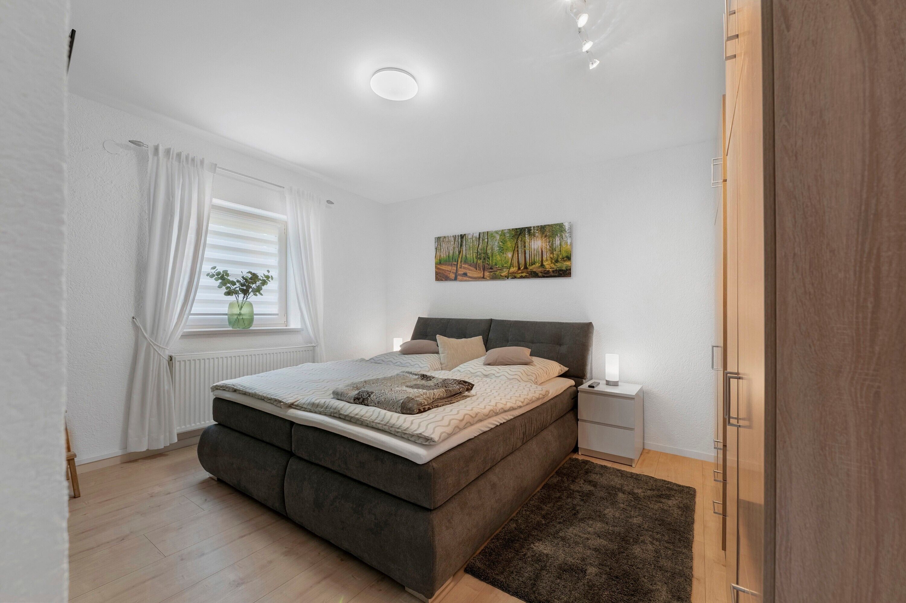 2 間睡房、熨斗/熨衫板、Wi-Fi、床單