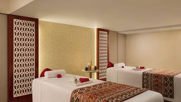 Couples treatment rooms, sauna, steam room