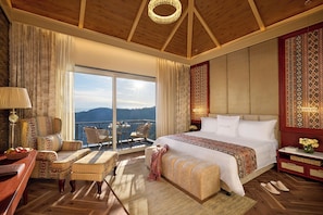 Superior Room, 1 King Bed (Superior Room)