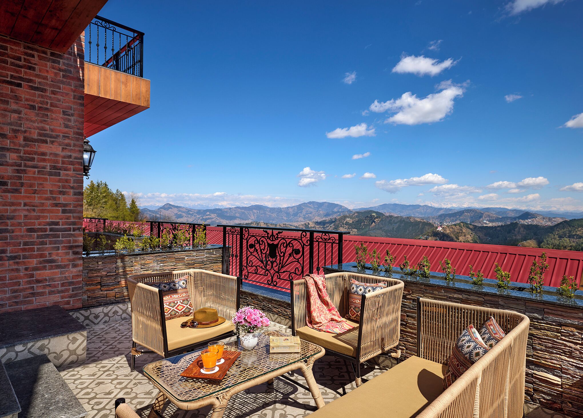 Phòng Superior, 1 giường cỡ queen (Premium Room) | Bộ trải giường bằng vải cotton Ai Cập, bộ đồ giường cao cấp 