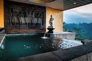 Grand Deluxe Campuhan Private Pool with Valley View | Piscina privada