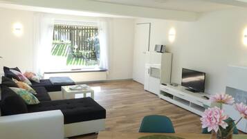 TV, stereo