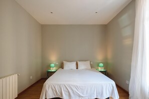 2 camere, ferro/asse da stiro, Wi-Fi gratuito, lenzuola