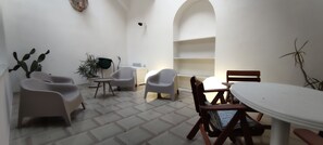 Deluxe Apartment, Patio | Terrace/patio - Palazzo Caratozzolo (Agrigento)