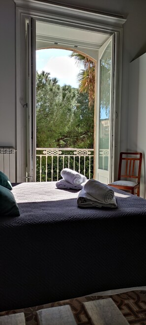 아파트, 발코니, 시내 전망 | 고급 침구, 각각 다른 스타일의 인테리어, 암막 커튼, 다리미/다리미판