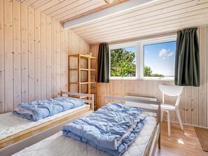 3 bedrooms, Internet