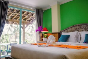 Basic Room, Garden View