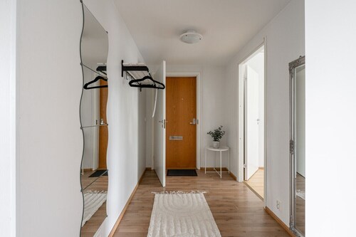 Spacious 1BR at Downtown with Balcony