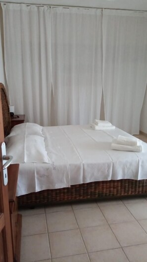 2 Schlafzimmer, Bügeleisen/Bügelbrett, Reisekinderbett, kostenloses WLAN