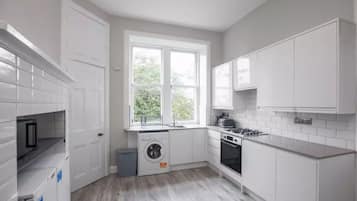 Apartment | Private kitchen | Fridge, oven, stovetop, electric kettle