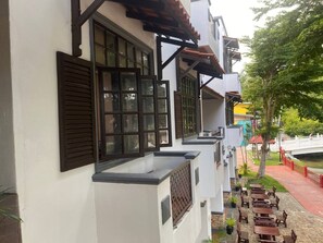 Fachada da propriedade