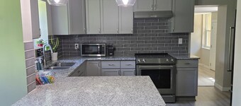 3-bedroom house in wonderful Cincinnati with AC, WiFi
