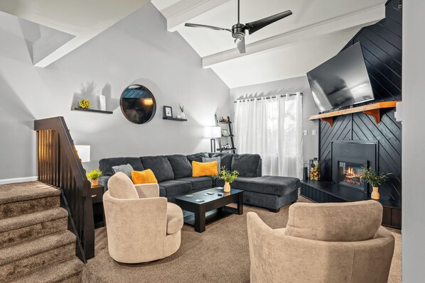 Smart TV, fireplace, ping pong, offices