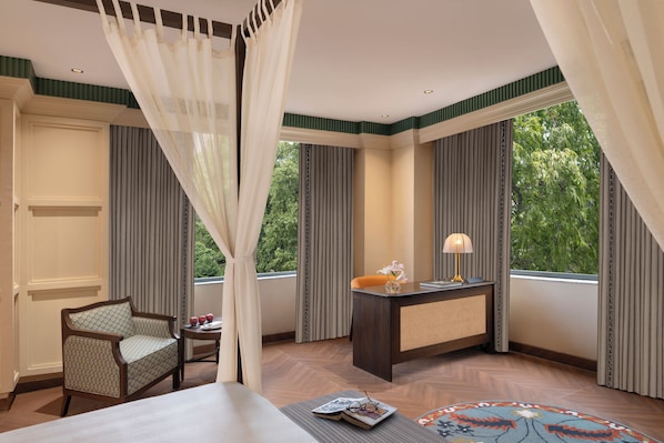 Deluxe Room, 1 Queen Bed (Deluxe Room Double) | In-room safe, desk, laptop workspace, blackout curtains