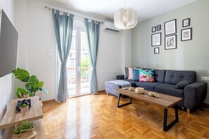 Living room - Astrea 1- Bedroom Apartment in Athens (Athens)