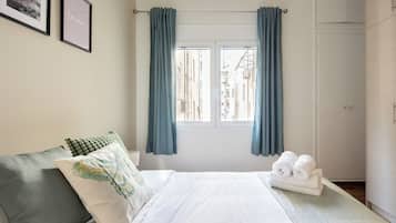 Apartment, 1 Bedroom, Kitchen, City View | Individually decorated, individually furnished, desk, laptop workspace