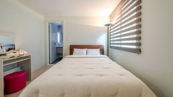 Basic Room, 2 Bedrooms (Private House(2025New/ Jacuzzi/BBQ)) | 2 bedrooms, free WiFi