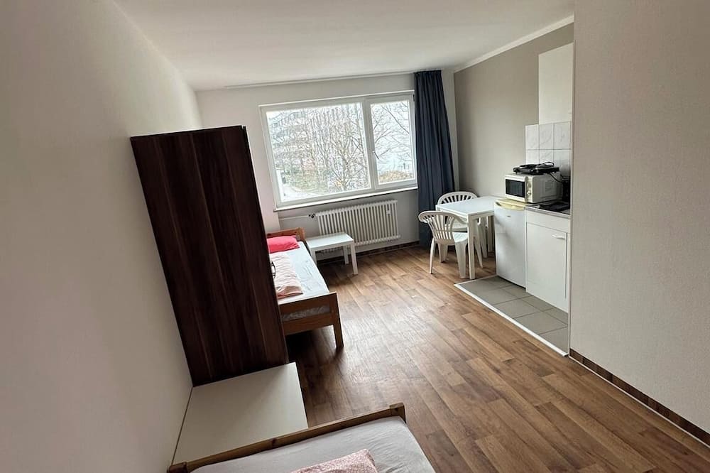 2-Rent Group Hostel Apartments HAN53