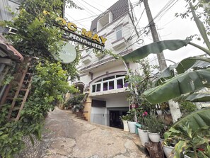 Exterior - OYO 1295 Doi May Hotel Da Latd (Da Lat)