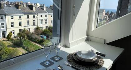Number 7, 8 Clifton Terrace