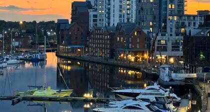 Ipswich Marina Penthouse Apartment