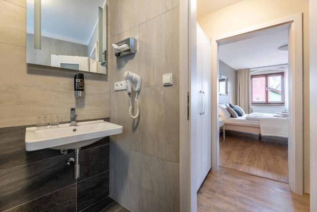 デラックス ルーム シティビュー | バスルーム